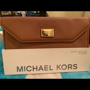 MacBook Air slim sleeve luggage